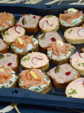 Plateau de toasts assortis