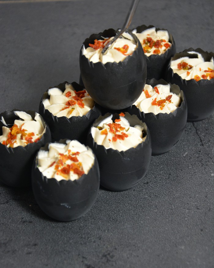 Plateau Oeuf de Noël au saumon & truffes