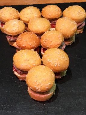 Plateau de 12 mini burger boeuf