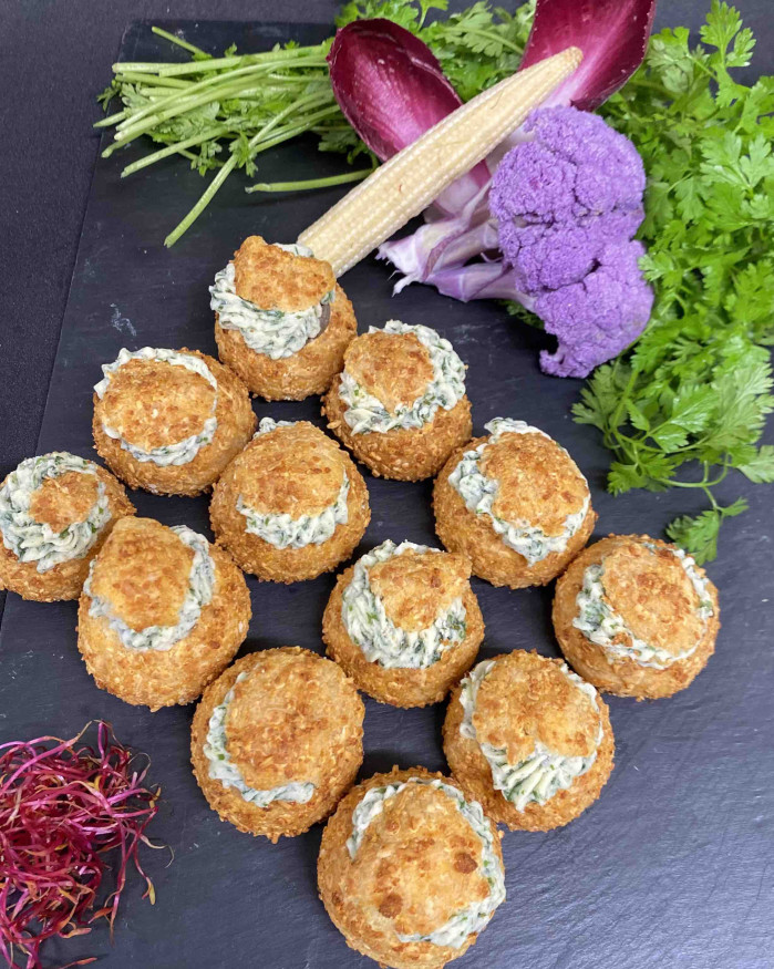 Plateau de mini choux croquant à l’escargot de Bourgogne