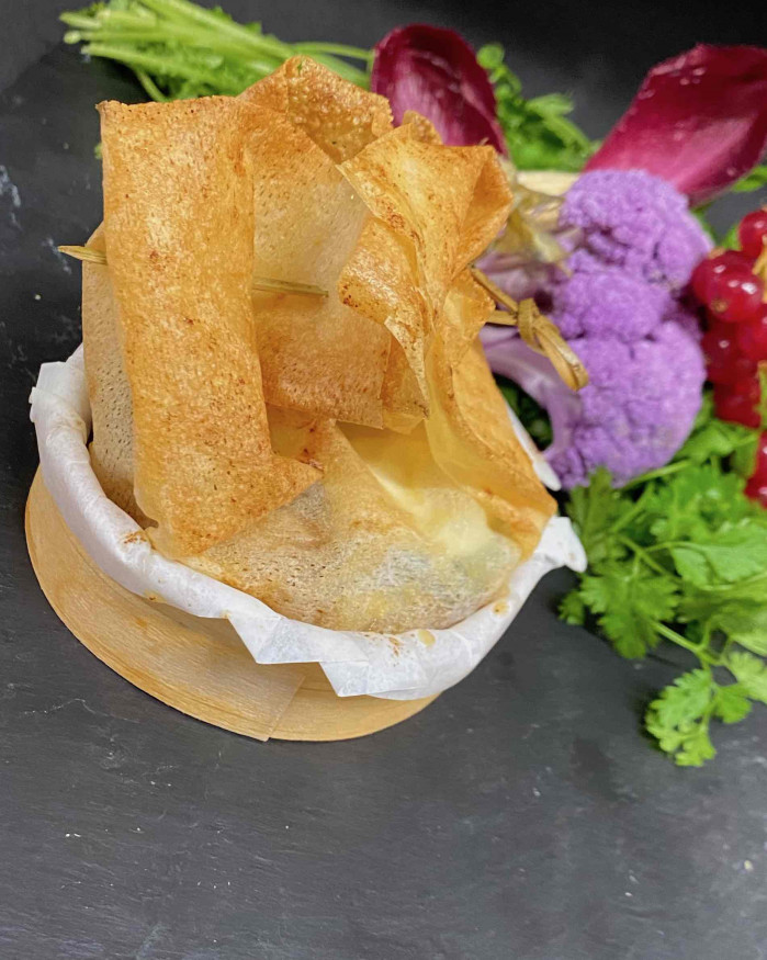 Croustillant de camembert aux pommes caramélisées