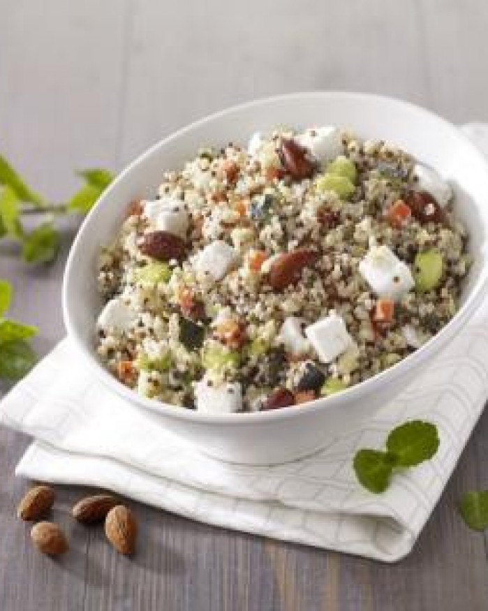 Salade Quinoa boulgour aux légumes et amandes